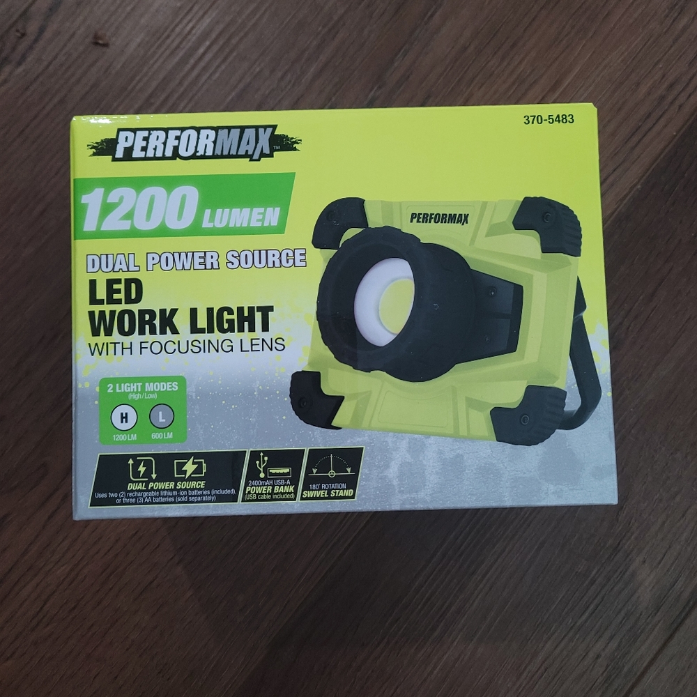 Dual power source LED Work Light with Focus Lens - Picture 3 of 7
